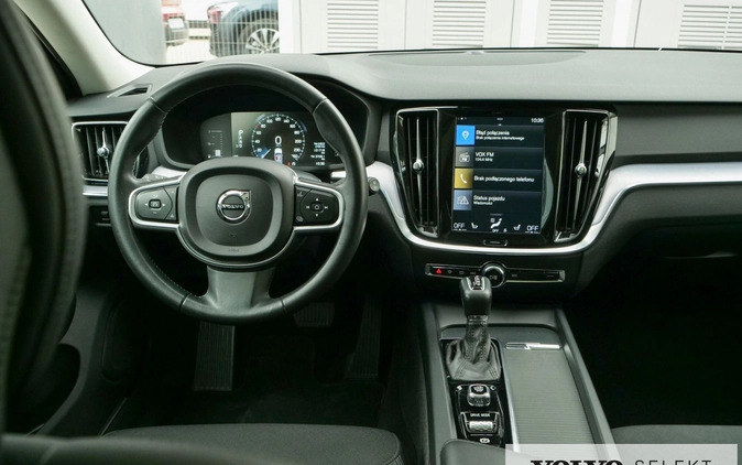 Volvo V60 cena 114900 przebieg: 121660, rok produkcji 2019 z Pilawa małe 596